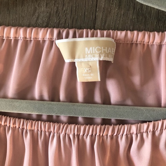 Michael Kors satin blouse - Picture 5 of 5